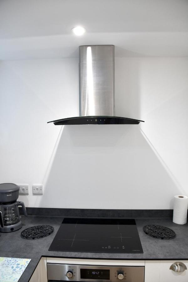 The Little Courtyard Apartment เพนแซนซ์ ภายนอก รูปภาพ